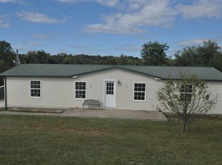 240 Meadow Wood Est, Brandenburg, KY 40108