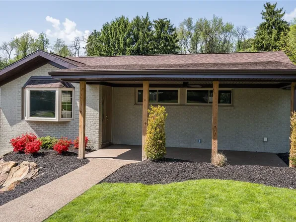 127 Dunbar Dr, Pittsburgh, PA 15235