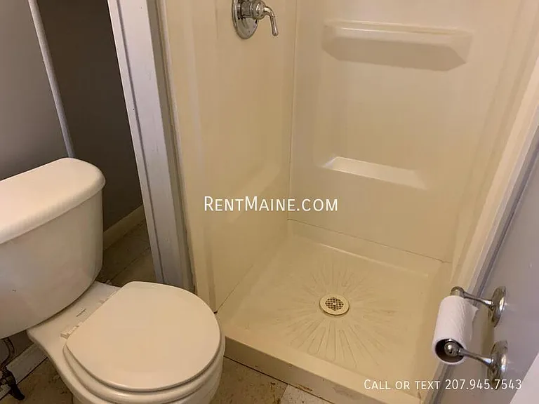 468 Union St #3 — Photo 11
