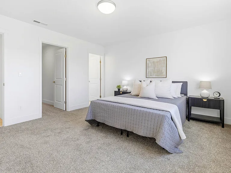 6367 W 30th Pl — Photo 11