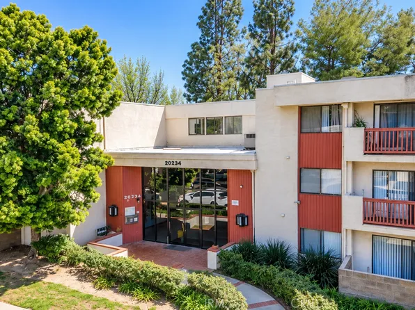 20234 Cantara St, Winnetka, CA