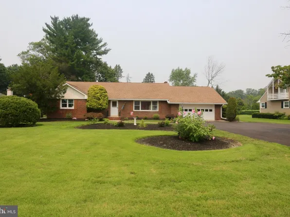 806 Lambs Rd, Mullica Hill, NJ 08062