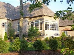 59 Creswell Ct, Greensboro, NC 27407