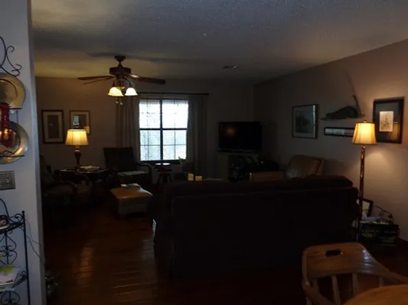 31 Blevins Rd, McAlester, OK 74501