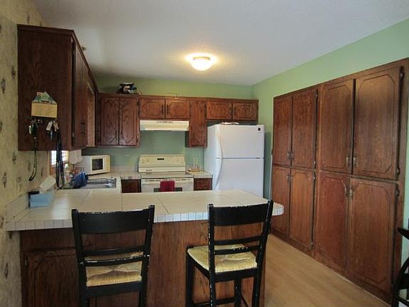 2nd image of 1528 76th Ct N