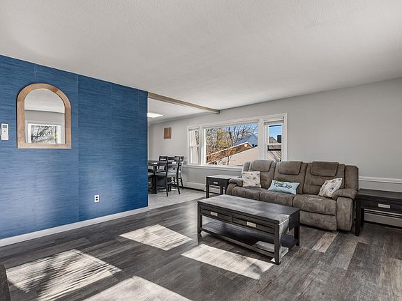 3rd image of 15 Wendy Way