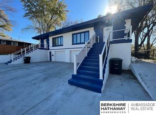 5613 Charles St, Omaha, NE 68132