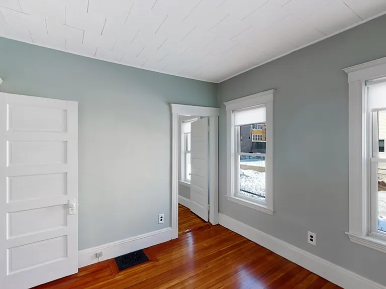 70 Hudson St #1 — Photo 8