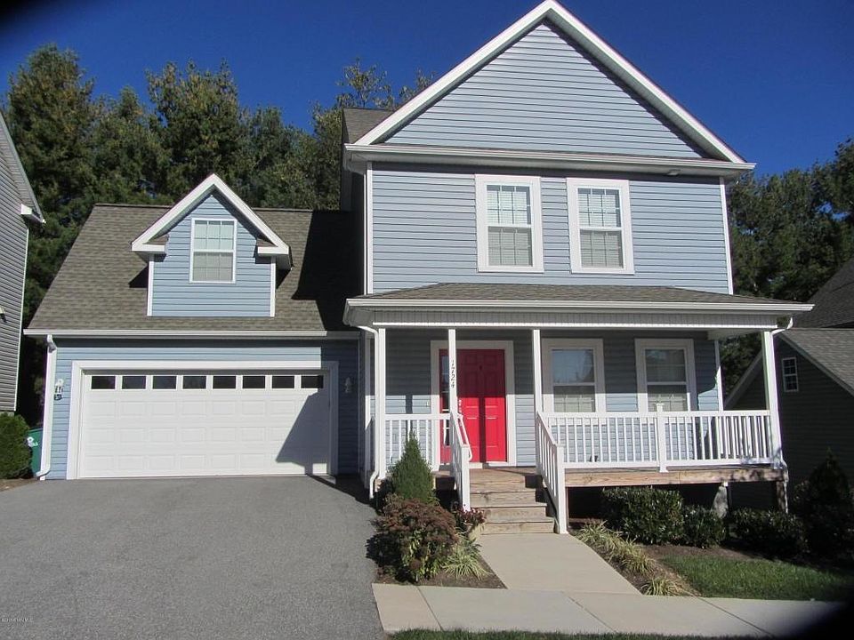 1st image of 1724 Aden Ln