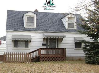 21846 Redmond Ave, Eastpointe, MI 48021