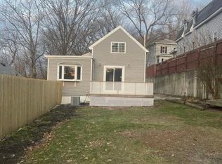 10 Hawkins St, Worcester, MA 01604