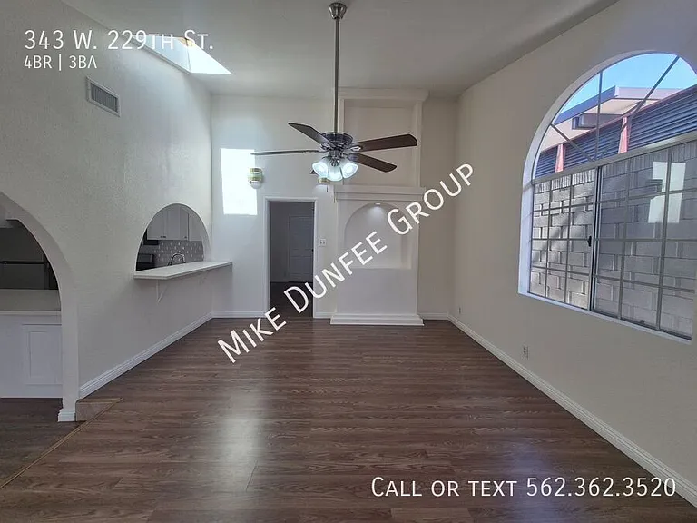 343 W 229th St — Photo 12
