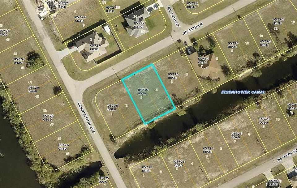 1st image of 1004 NE 44th Ln