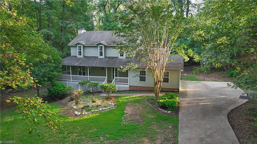 172 Cody Dr, Thomasville, NC 27360 Zillow