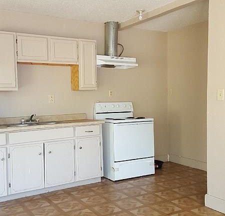 4th image of 2414 Ofelia Ave