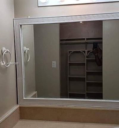 5th image of 16710 NE 9th Ave APT 510