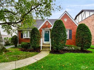 212 Dell Park Ave, Dayton, OH 45419