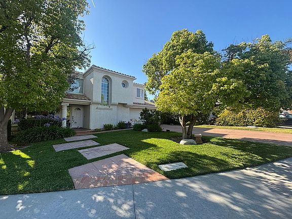 2nd image of 25321 Bowie Ct
