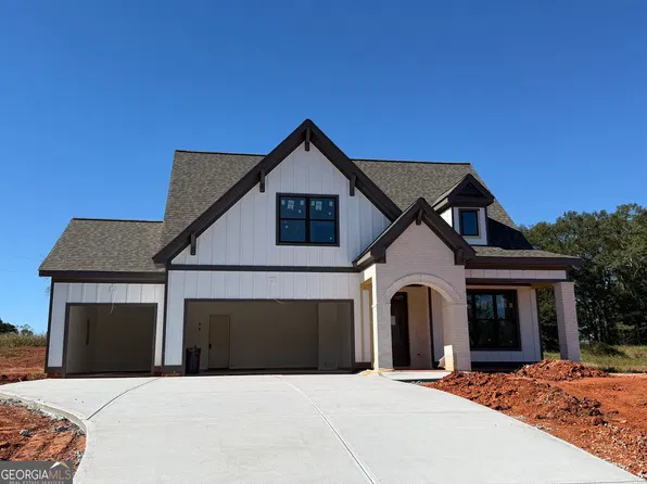 1016 Goldfinch Trl, Winder, GA 30680