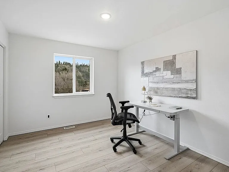 1919 W 27th Ave — Photo 12