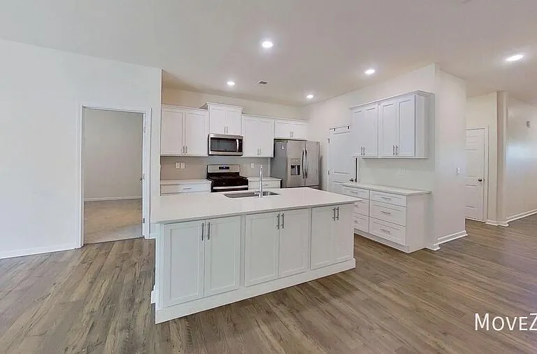 1131 Staghorn Ave — Photo 16