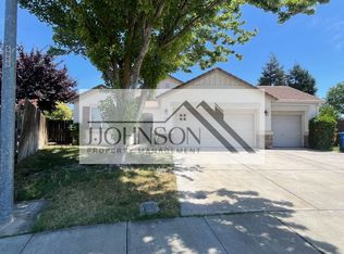 969 Monarch Ct, Manteca, CA 95337