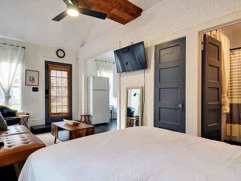1707 Thomas Pl — Photo 13