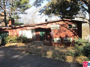 4542 Manchester Dr, Omaha, NE 68152