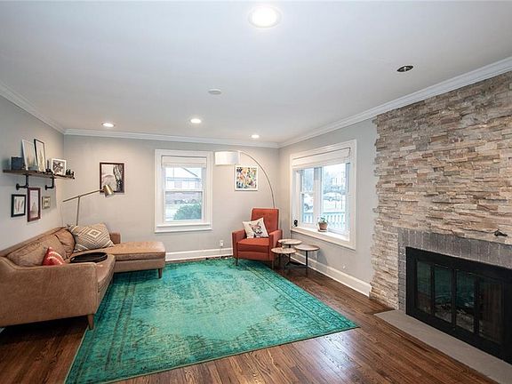 4th image of 1601 E Kessler Blvd