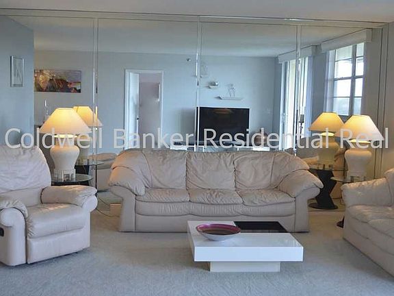 3rd image of 3150 W Rolling Hills Cir APT 406