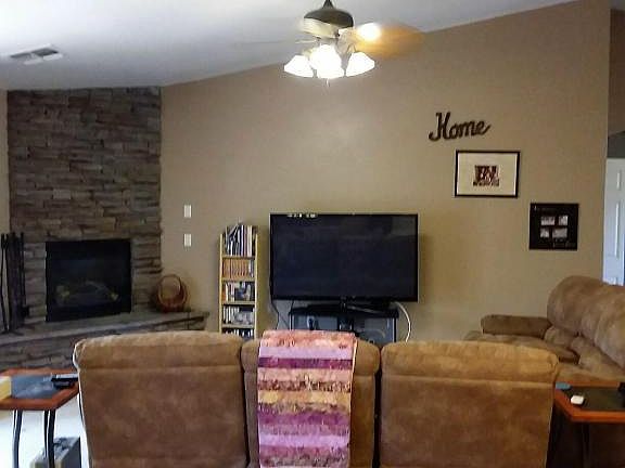 3rd image of 861 E Black Bear Ln