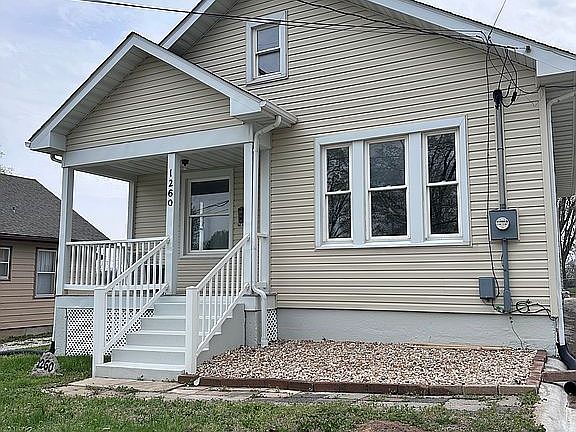2nd image of 1260 Market St