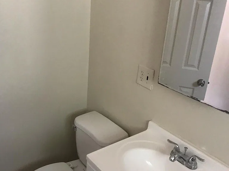 13911 Norwalk Blvd — Photo 18