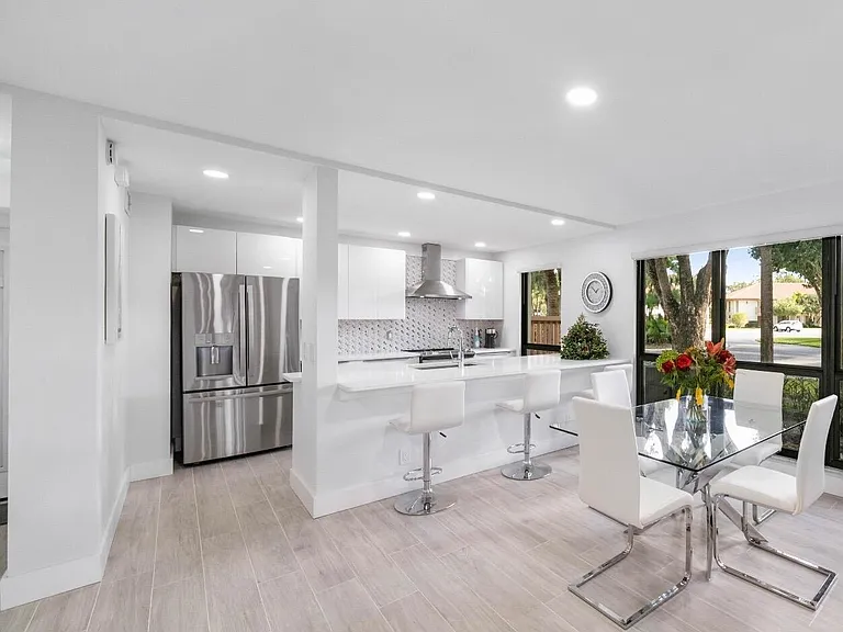 505 Brackenwood Pl — Photo 4