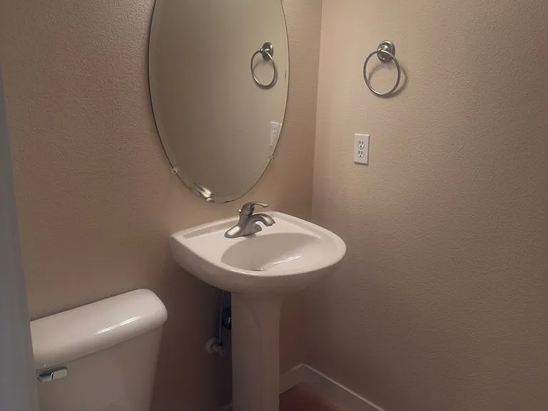 8628 SE 9th Ave #12 — Photo 9