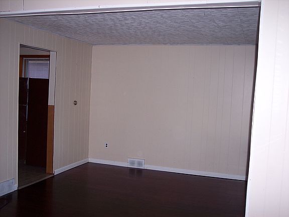 2nd image of 2207 Independence Ave #2