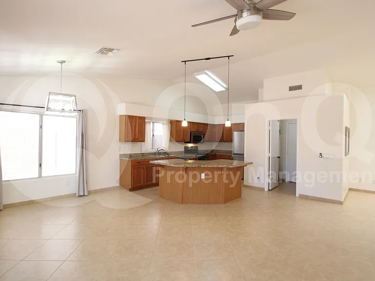 1562 S Monterey St — Photo 3