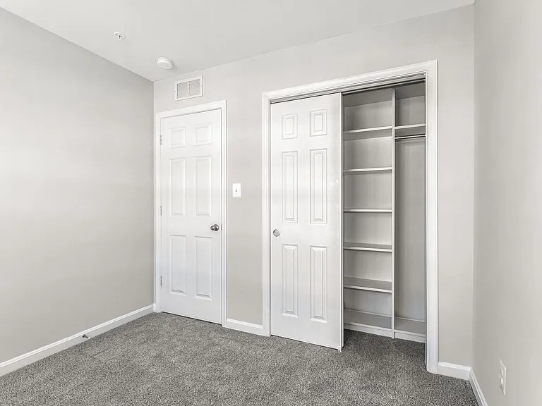 1057 Flint Ct #1 — Photo 5