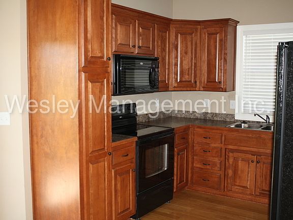 5th image of 4914 N 141st Ln