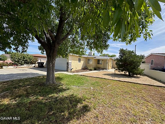 2nd image of 38820 Juniper Tree Rd
