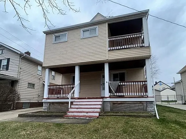 2315 Hood Ave — Photo 8