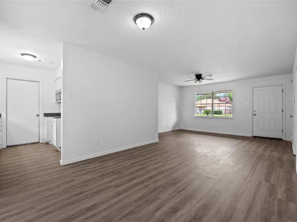 3110 Brisbane St, Houston, TX 77051