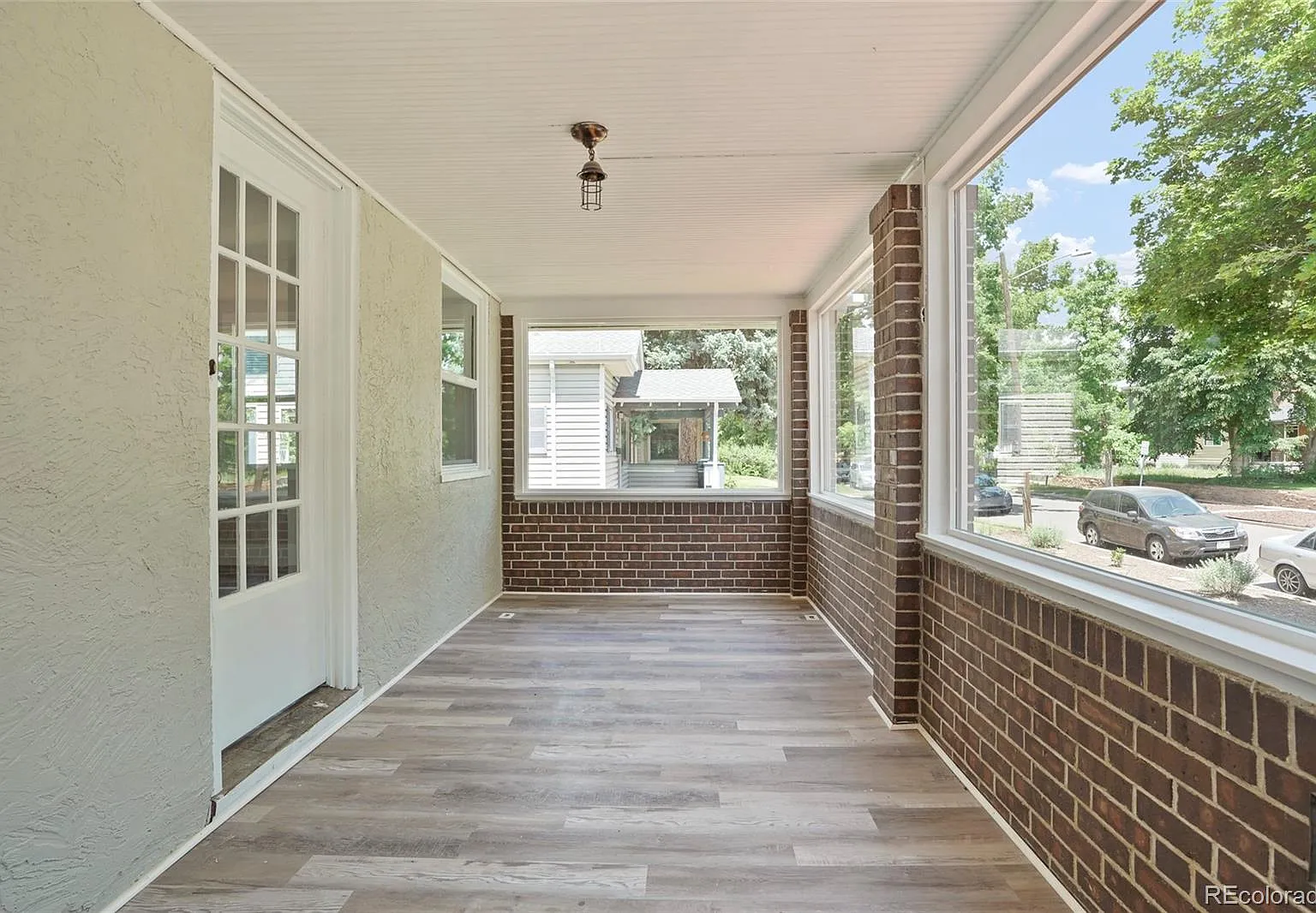 4 bed, 2.0 bath, 1524 sqft, $3,200 — Photo 2