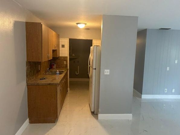 730 NW 19th St APT B