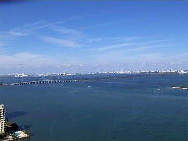 2nd image of 1900 N Bayshore Dr APT 2812