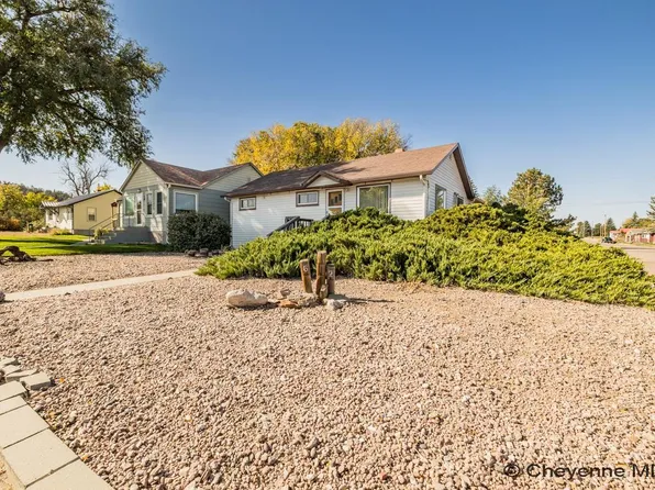 602 Blair Ave, Pine Bluffs, WY 82082