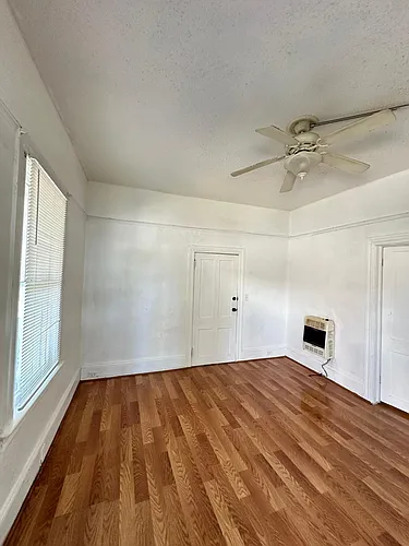 321 Oak St #2 Photo 1