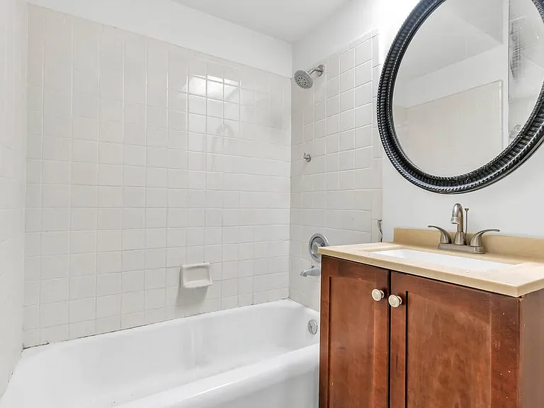 3020 Governor Dr — Photo 15