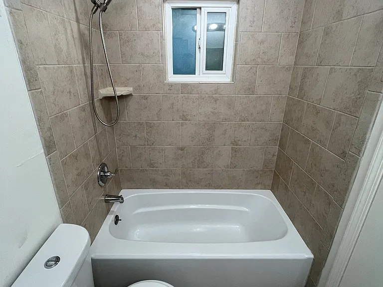 806 Kelly Way #806 — Photo 12