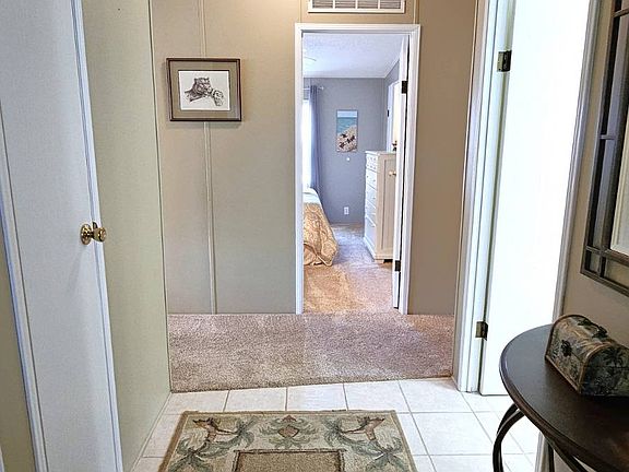 5th image of 5601 Duncan Rd #105